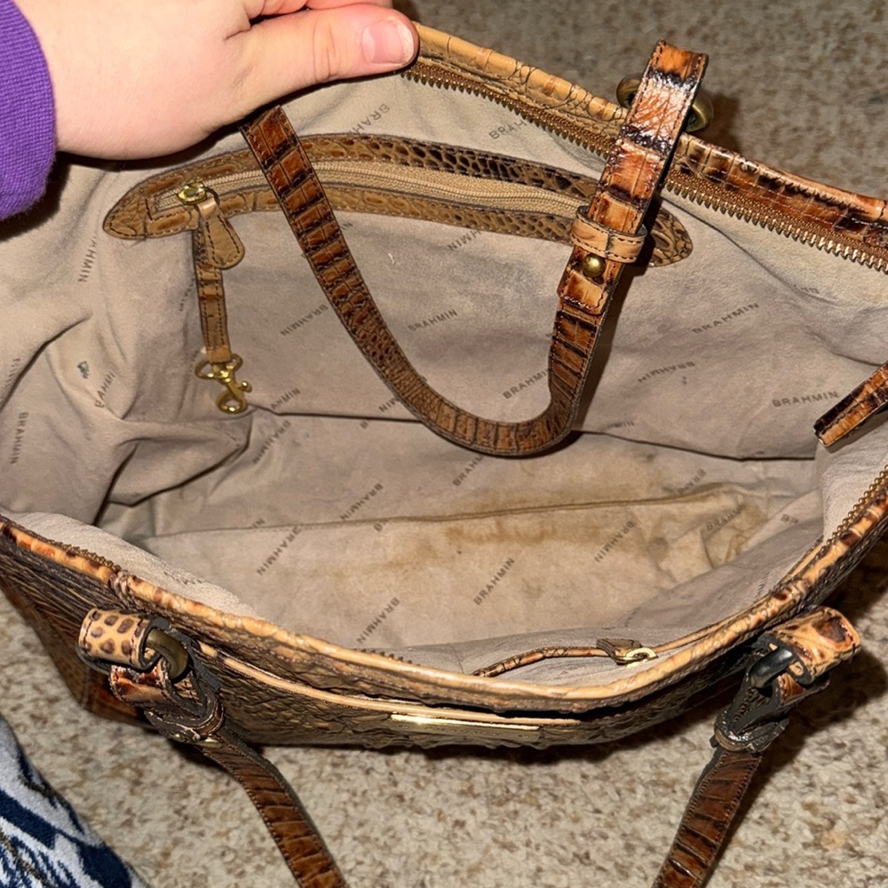Brahmin brown real leather purse 🤎 - Picture 5 of 8